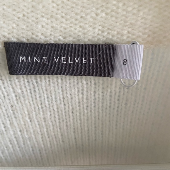 Mint Velvet Chalk Coloured Chevron Patterned Alpaca Blend Jumper UK 8 - Picture 6 of 7